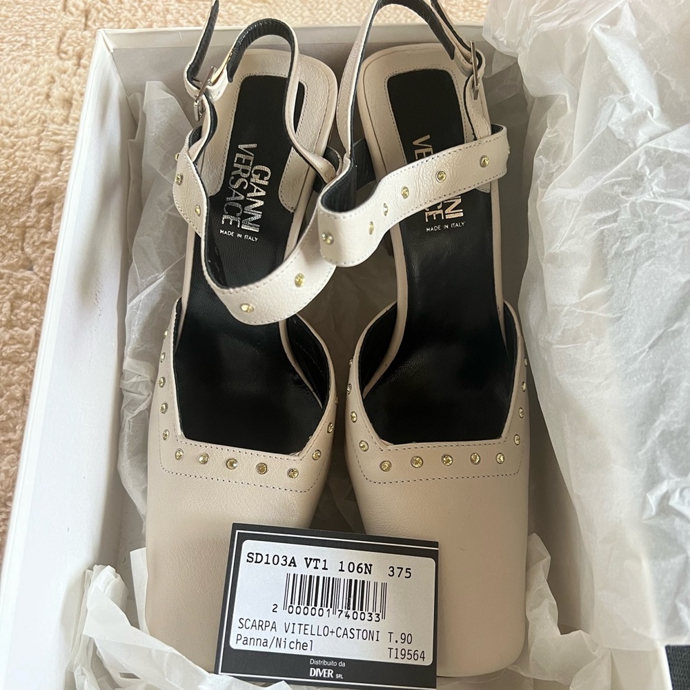 GIANNI VERSACE leather crystal slingback pumps